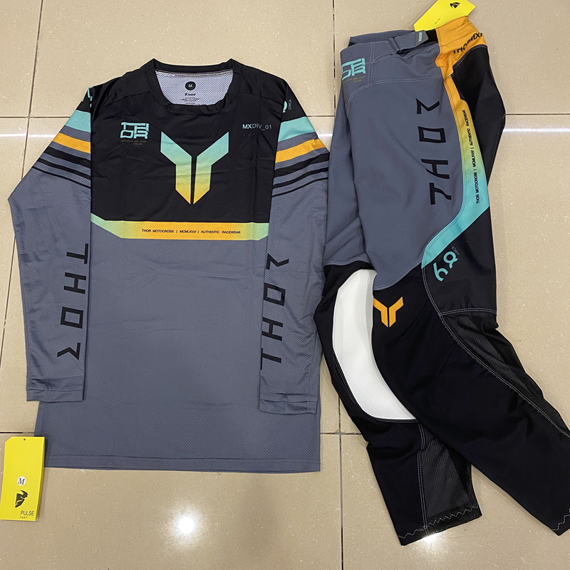 2026 Launchmode Futura Black / - đánh giá và giá Gear Set Motorcycle