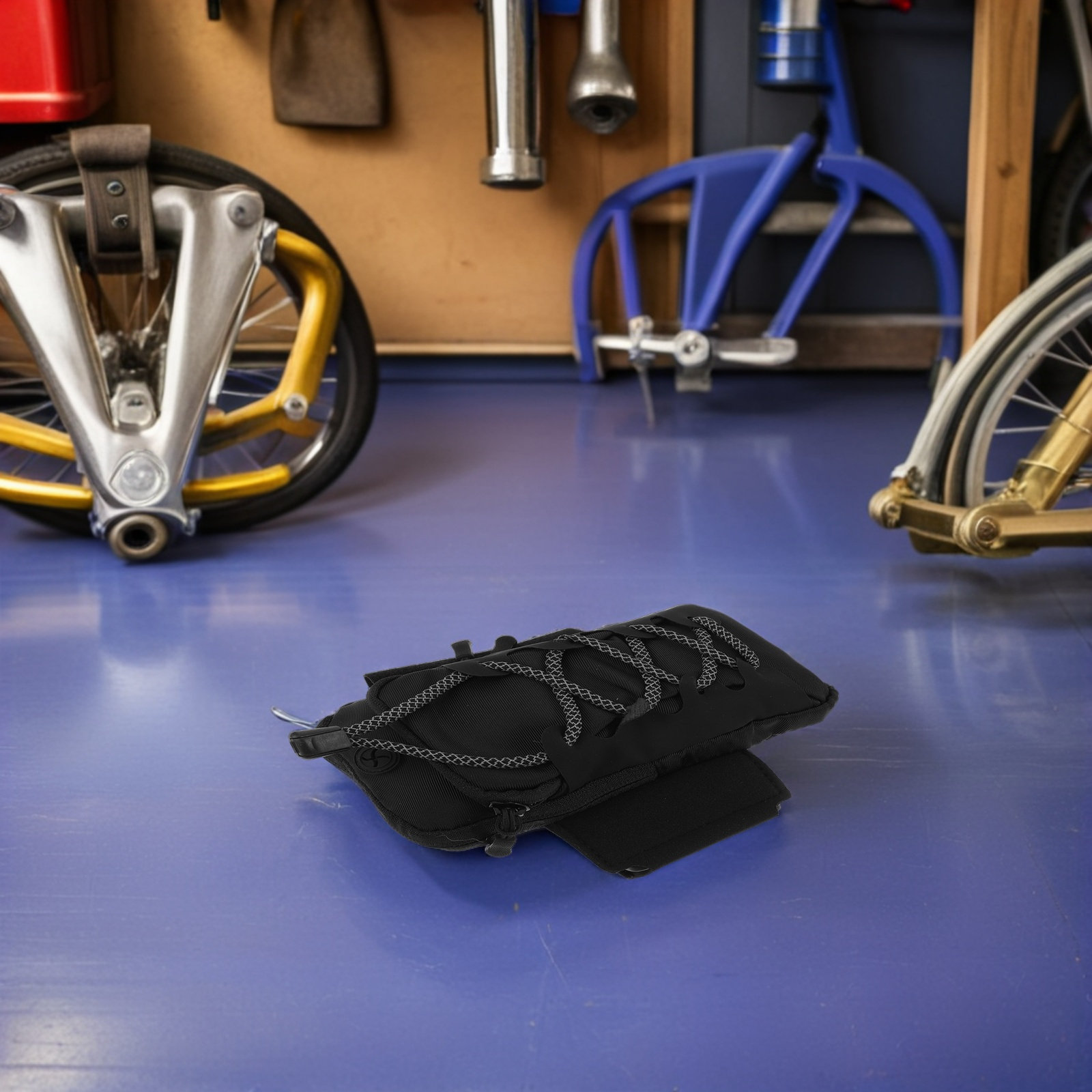 Motorcycle Tank Cover Storage  - đánh giá và giá Motorcycle Gear Holder
